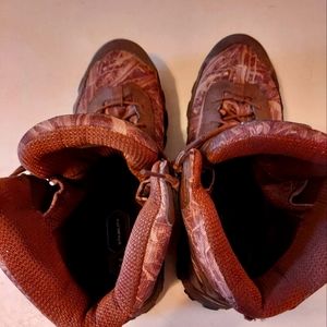 Under Armour mens 12 valsetz camouflage